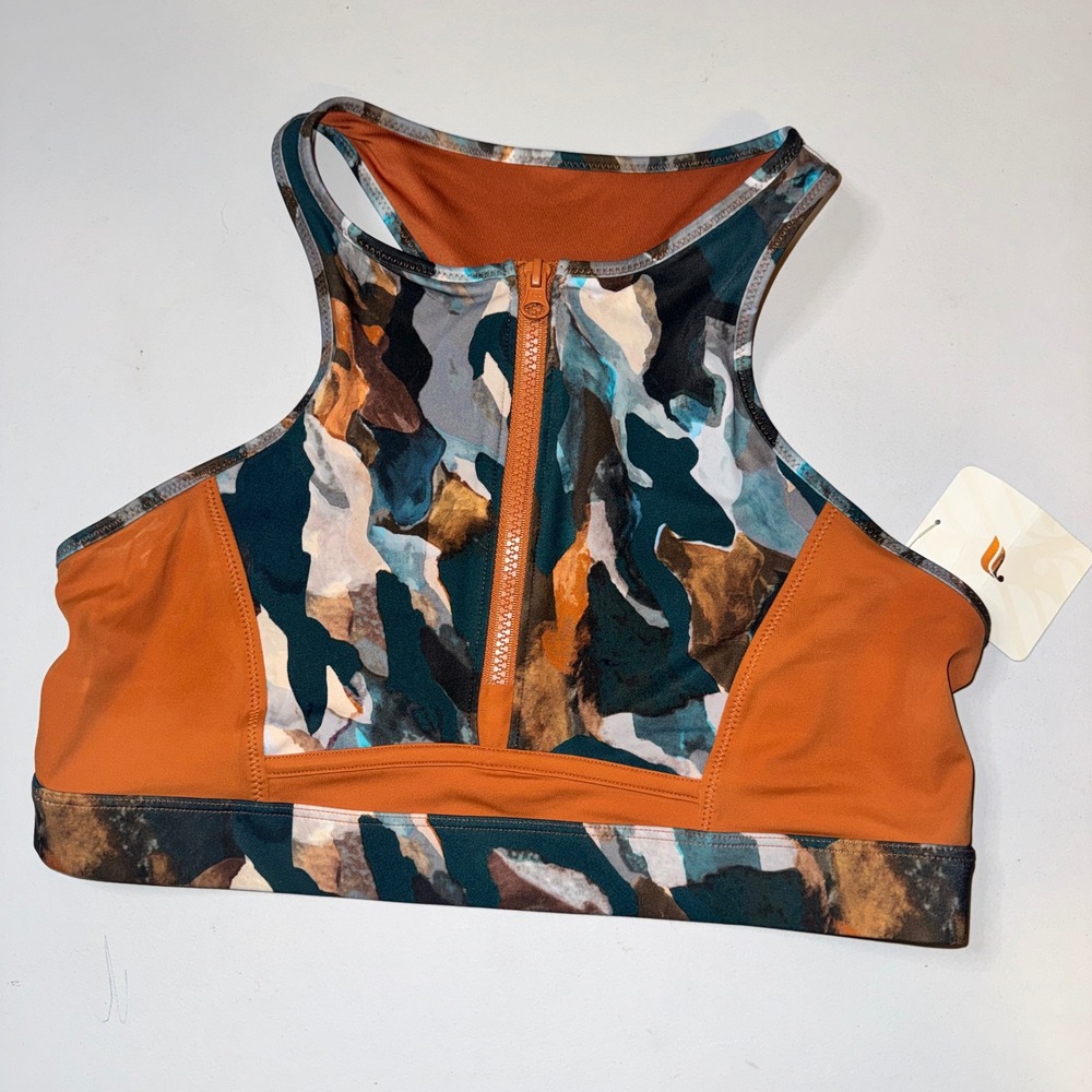 Fabletics Gabriella Zip Front Sports Bra Rust Camo Large NWT SM2147487-3791